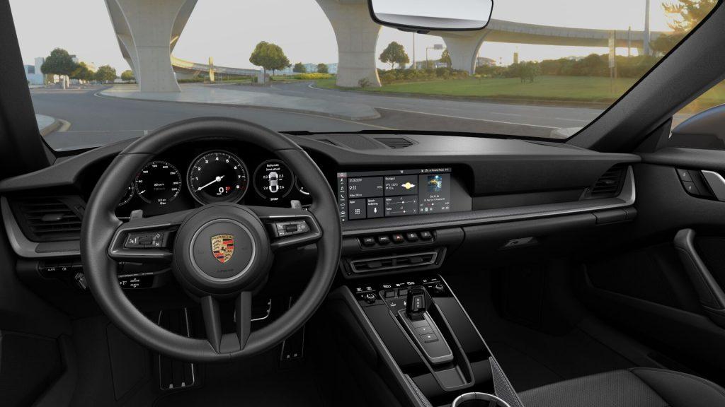 Interni della Porsche 911 Carrera S