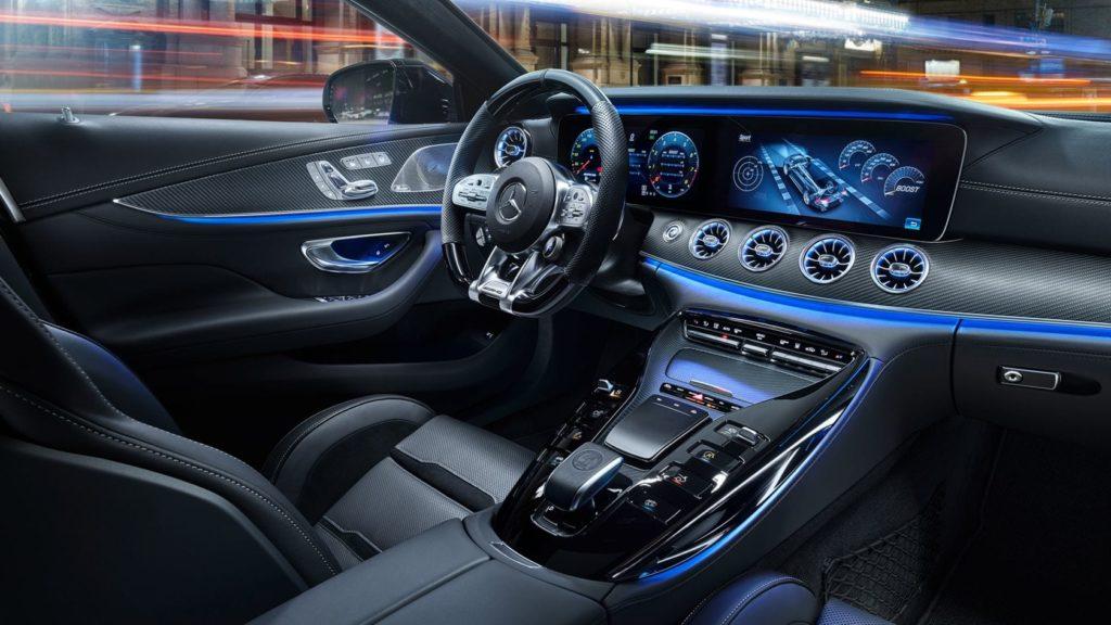 Interni della Mercedes-Benz AMG GT Coupé 4