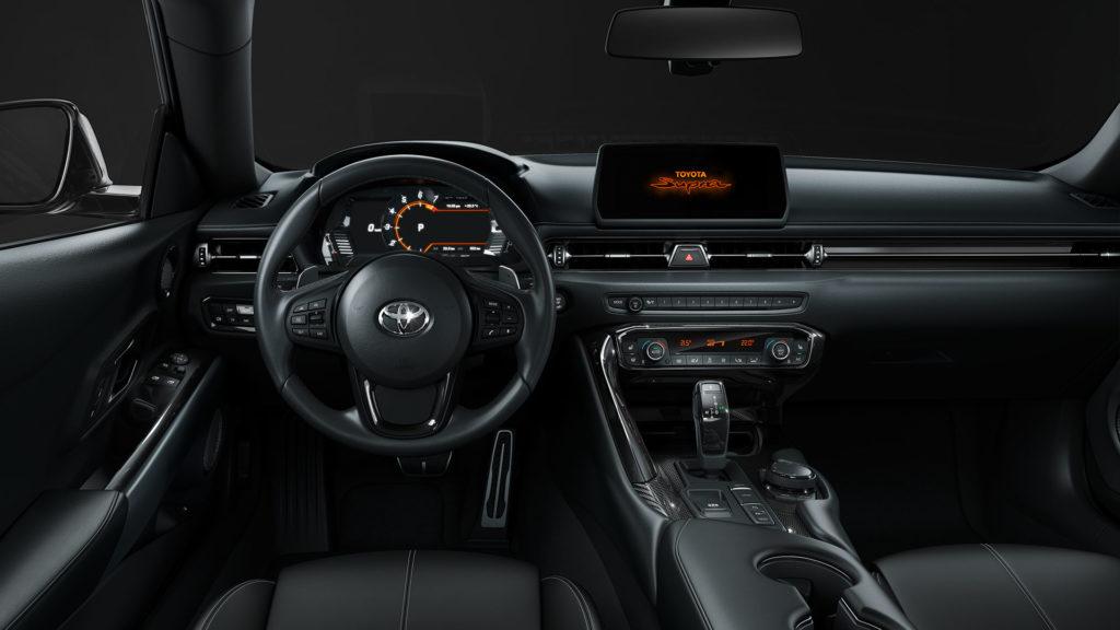 Interni della GR Supra