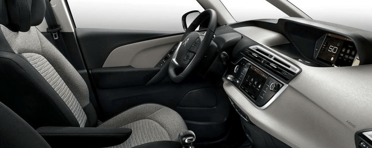 Interni della Citroen C4 Spacetourer