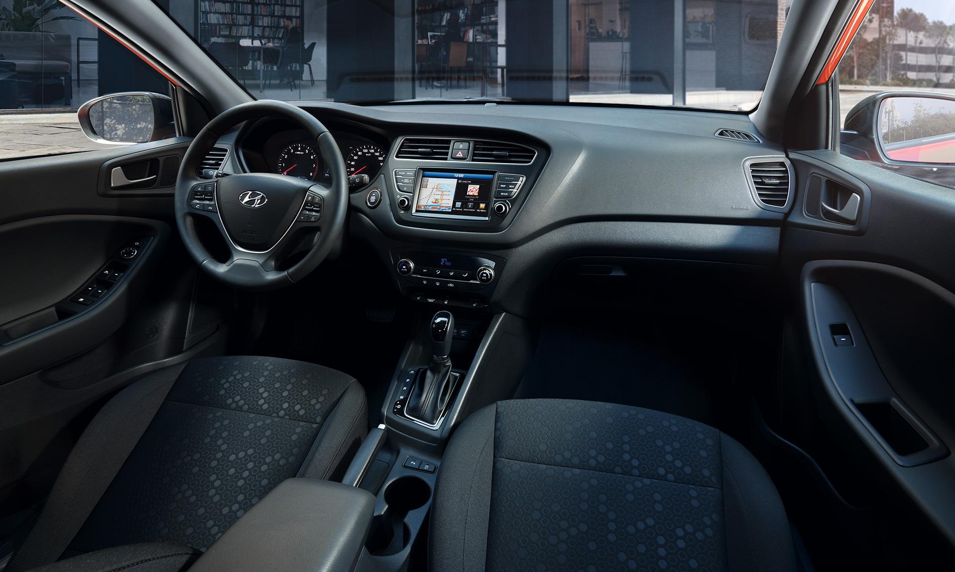 interni della Hyundai i20
